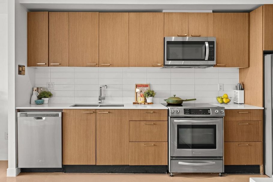 715 221 Union Street Vancouver, BC - 6