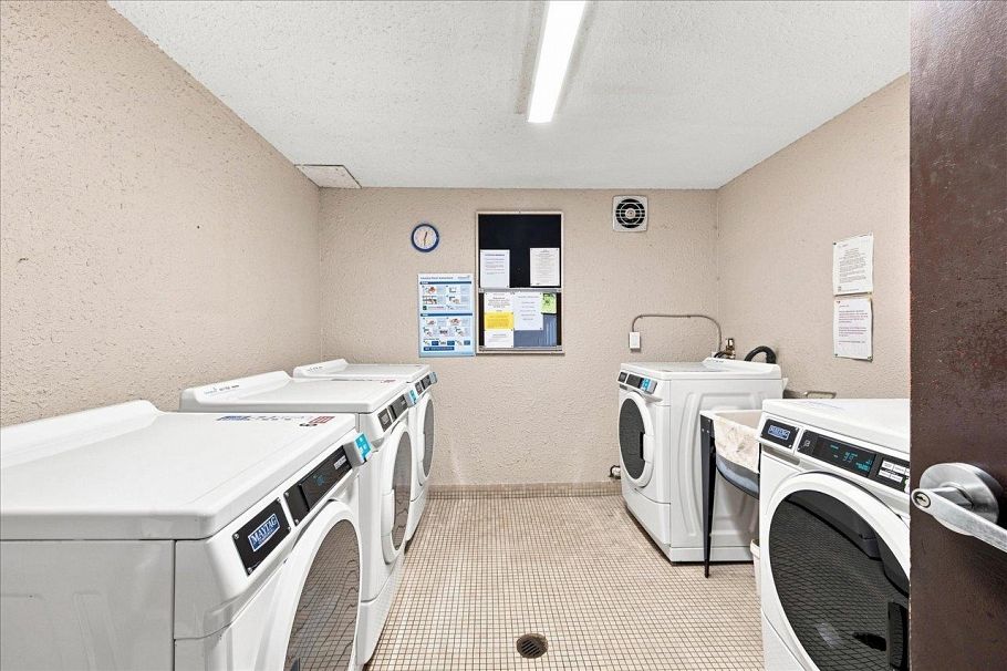 207 236 W 2nd Street North Vancouver, BC - 25