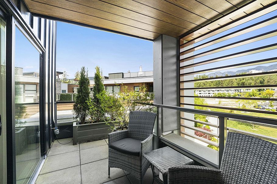 153 2060 Curling Road North Vancouver, BC - 14