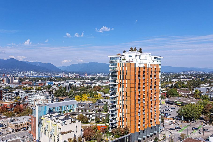 1911 285 E 10th Avenue Vancouver, BC - 1