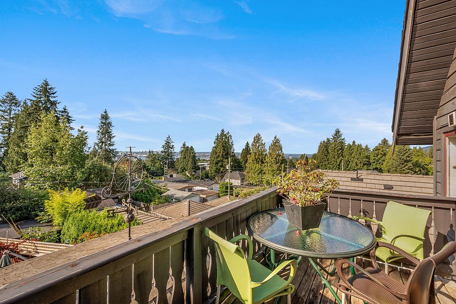 319 E 27th Street North Vancouver, BC - 14