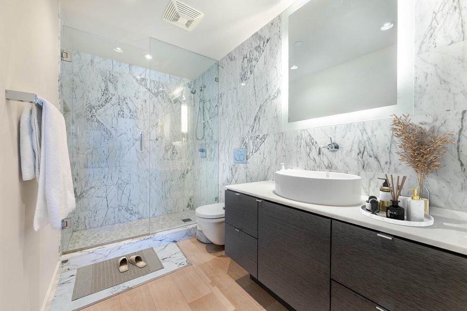 702 1499 W Pender Street Vancouver, BC - 9