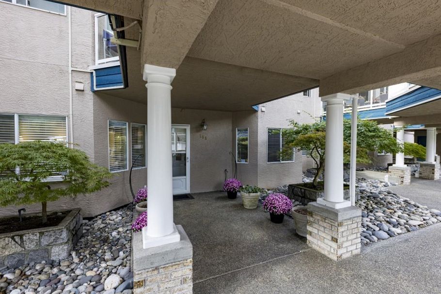 108 999 Berkley Road North Vancouver, BC - 15