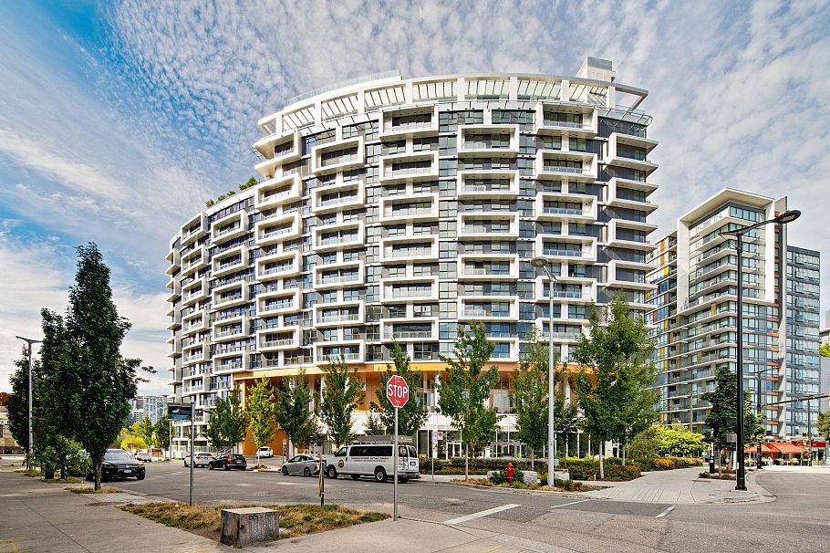 1501 1768 Cook Street Vancouver, BC - 16