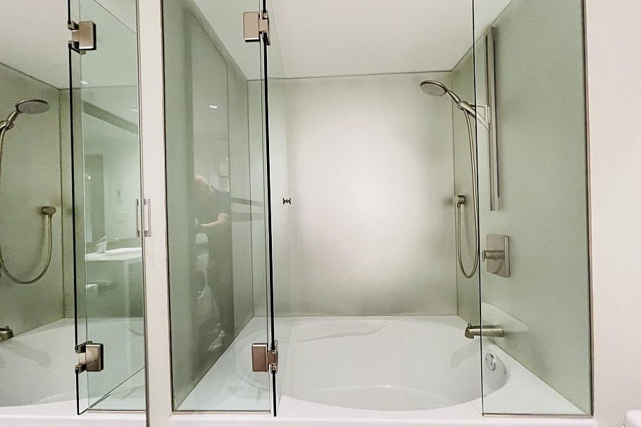 404 1405 W 15th Avenue Vancouver, BC - 11