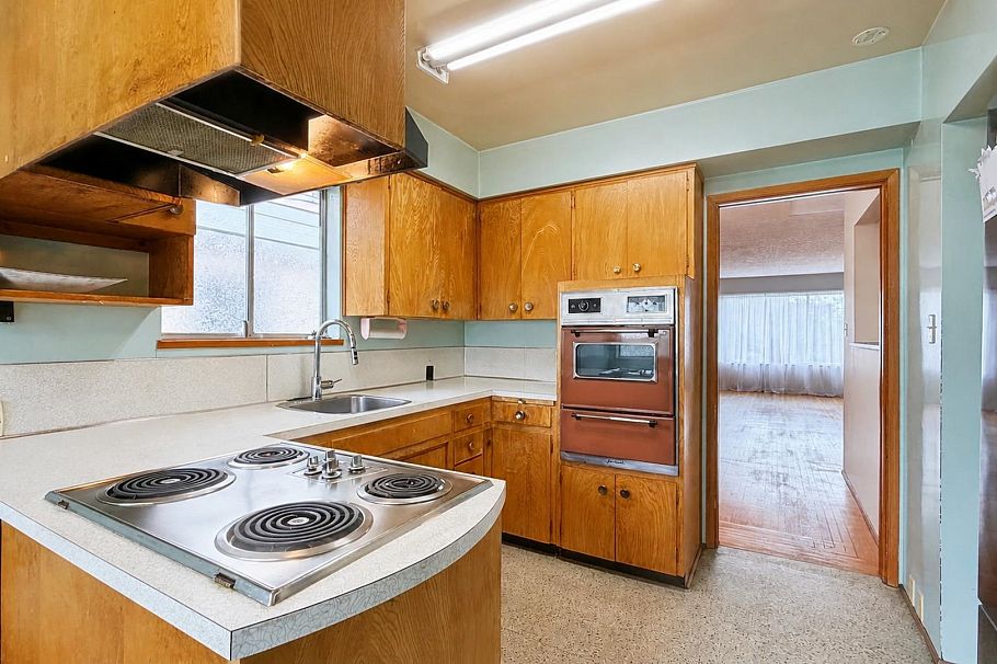 817 W 64th Avenue Vancouver, BC - 14