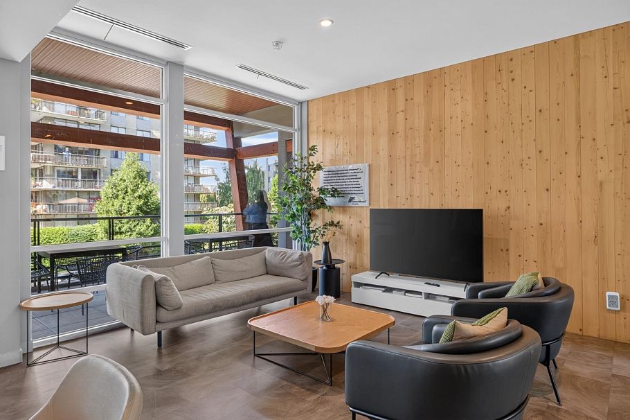 210 108 E 8th Street North Vancouver, BC - 28