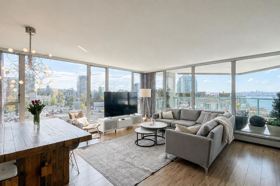 701 120 W 2nd Street North Vancouver, BC - 2