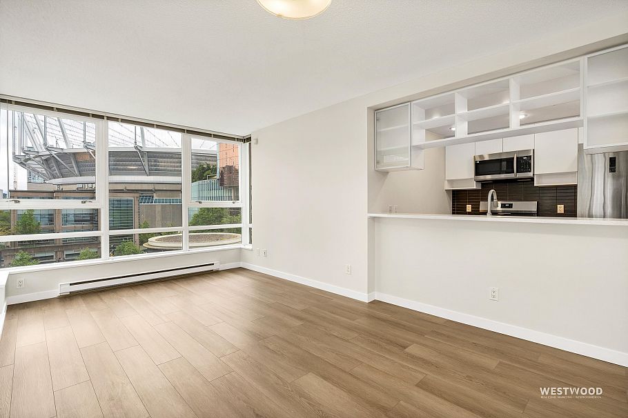 808 939 Expo Boulevard Vancouver, BC - 23