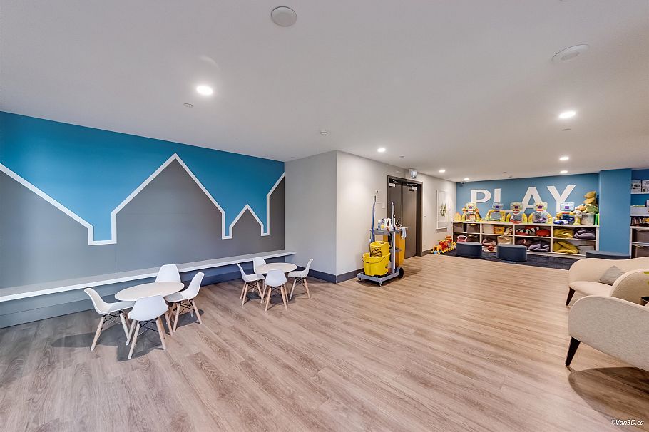 409 3581 E Kent Avenue North Vancouver, BC - 29