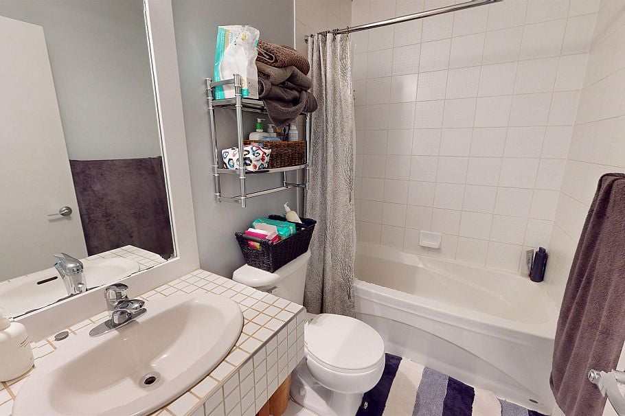 357 E 11th Avenue Vancouver, BC - 12