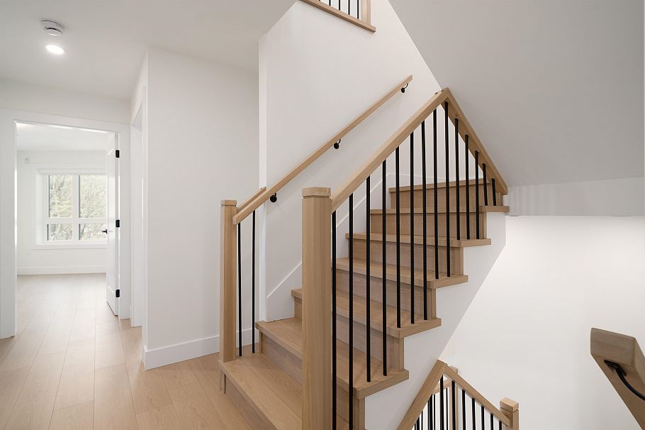4830 Duchess Street Vancouver, BC - 9