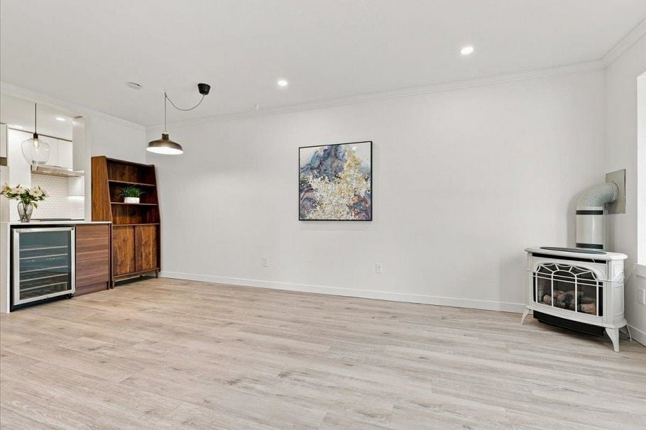 203 1729 E Georgia Street Vancouver, BC - 10