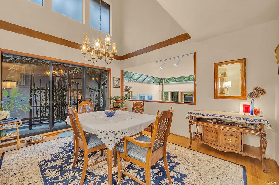 5540 Alma Street Vancouver, BC - 5