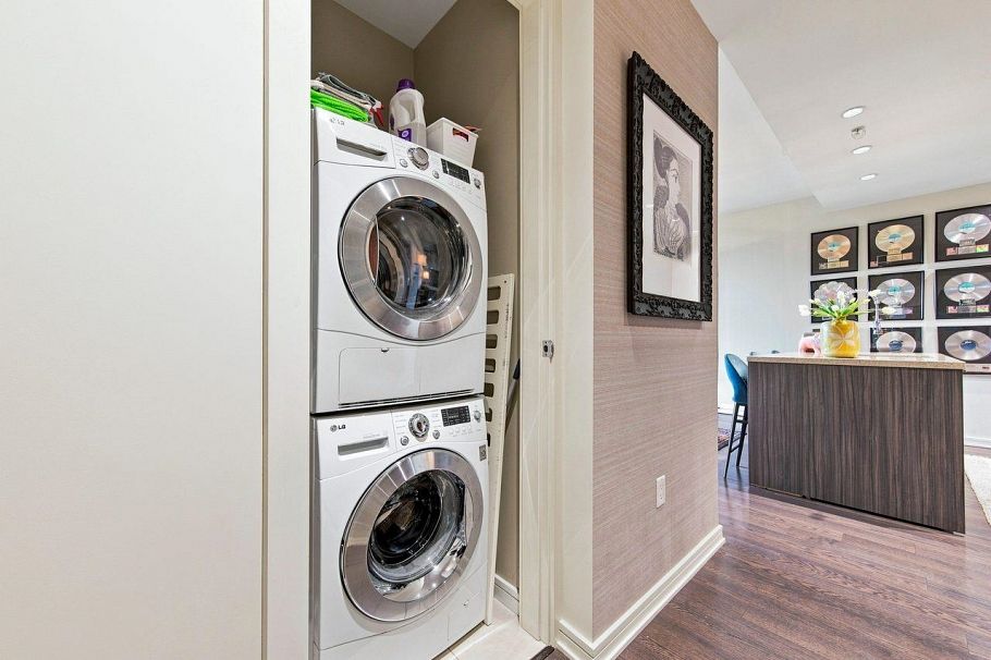 306 1616 Columbia Street Vancouver, BC - 26