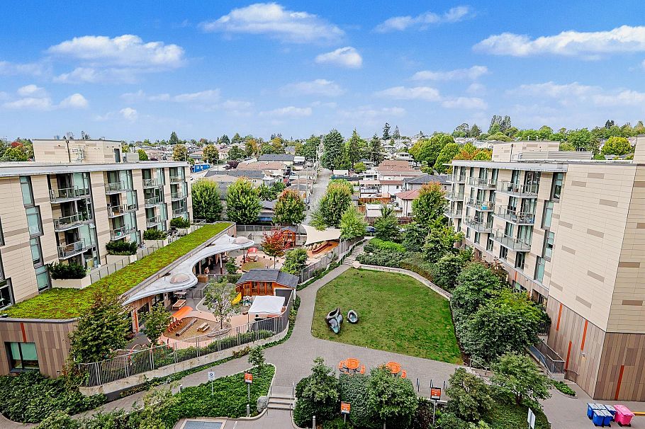 210 8138 Fraser Street Vancouver, BC - 17