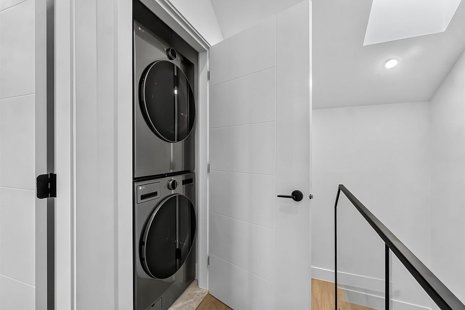 3 550 Kaslo Street Vancouver, BC - 25