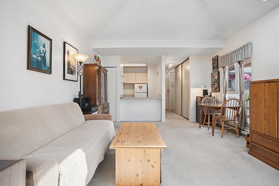305 1545 E 2nd Avenue Vancouver, BC - 6