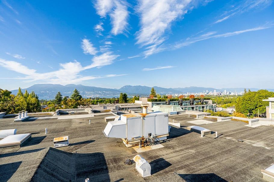 206 3615 W 17th Avenue Vancouver, BC - 32