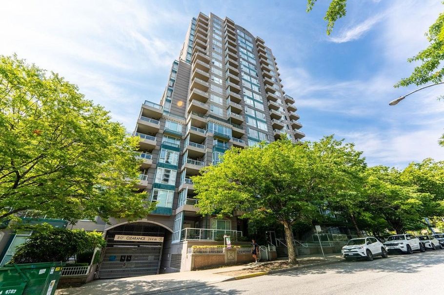 1408 5189 Gaston Street Vancouver, BC - 2