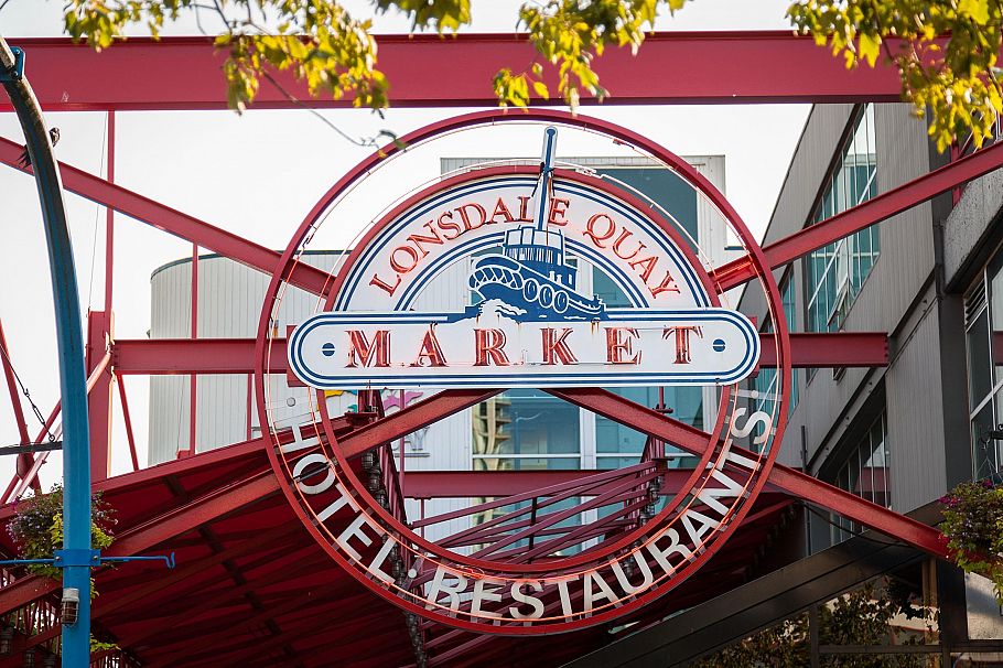 207 236 W 2nd Street North Vancouver, BC - 32