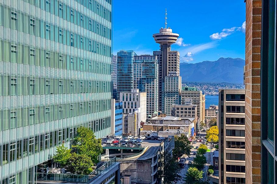 1805 788 Richards Street Vancouver, BC - 18