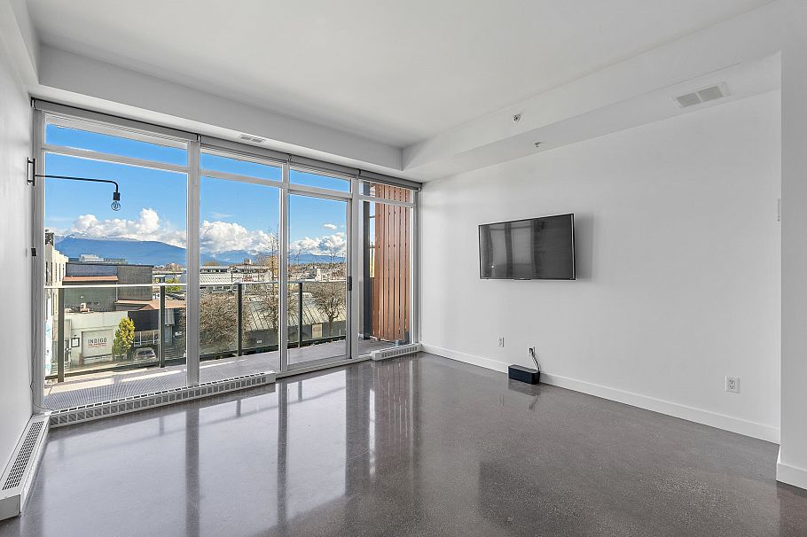 417 256 E 2nd Avenue Vancouver, BC - 5