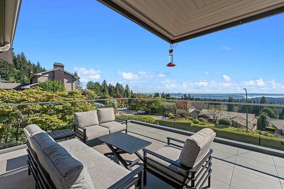 5168 Redonda Drive North Vancouver, BC - 20