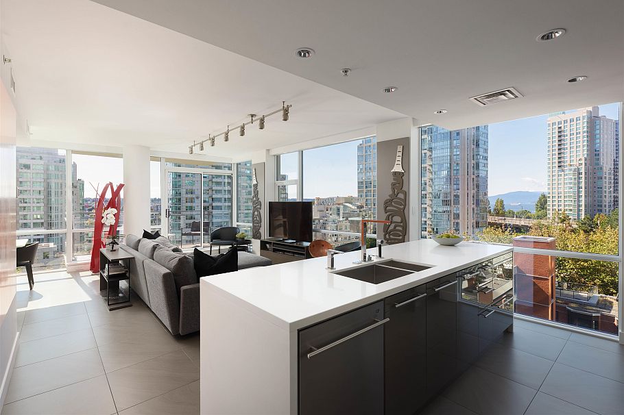 805 1455 Howe Street Vancouver, BC - 16