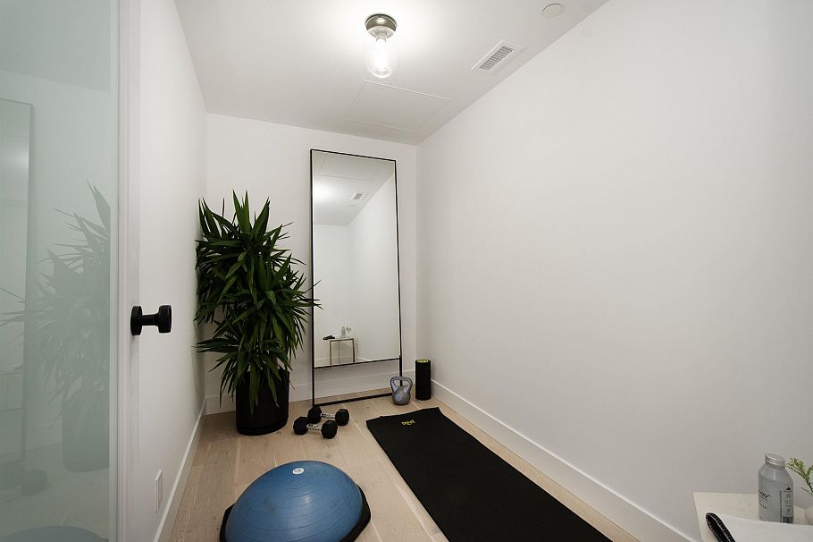 908 2785 Library Lane North Vancouver, BC - 32
