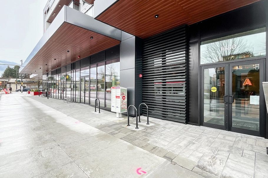 609 1680 E 12th Avenue Vancouver, BC - 4