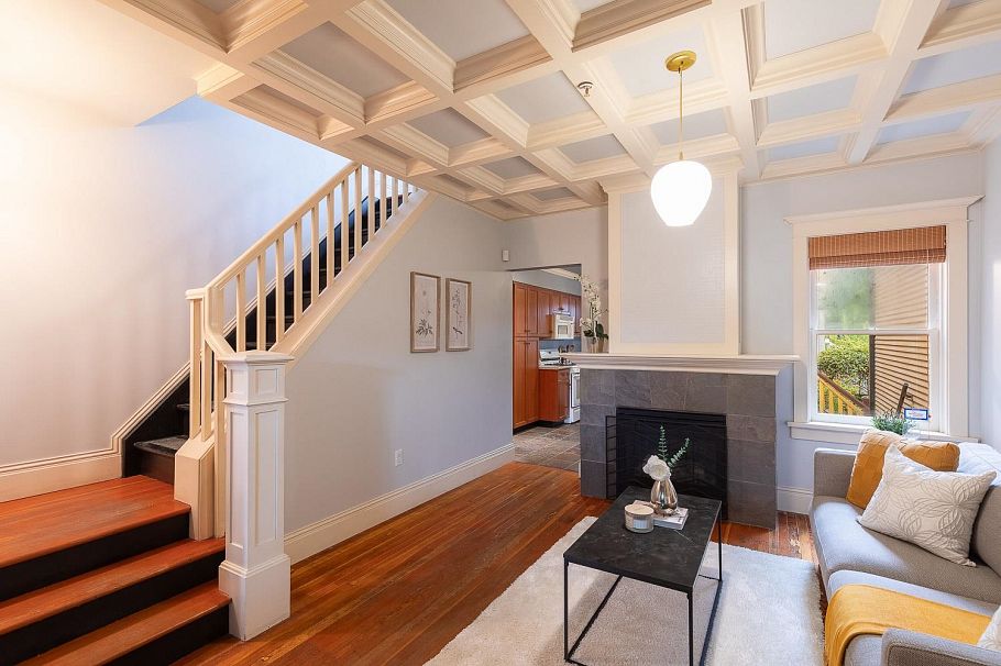 740 Jackson Avenue Vancouver, BC - 2