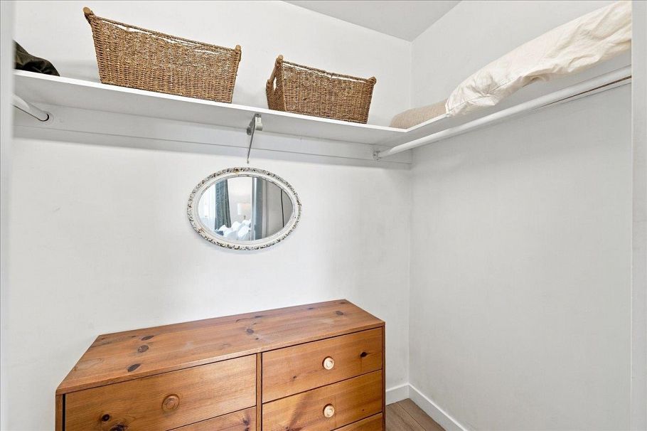 207 236 W 2nd Street North Vancouver, BC - 17