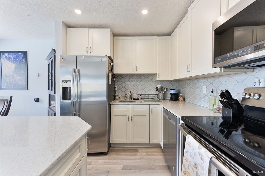 205 330 W 2nd Street North Vancouver, BC - 7