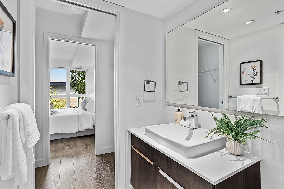 211 1588 E Hastings Street Vancouver, BC - 19