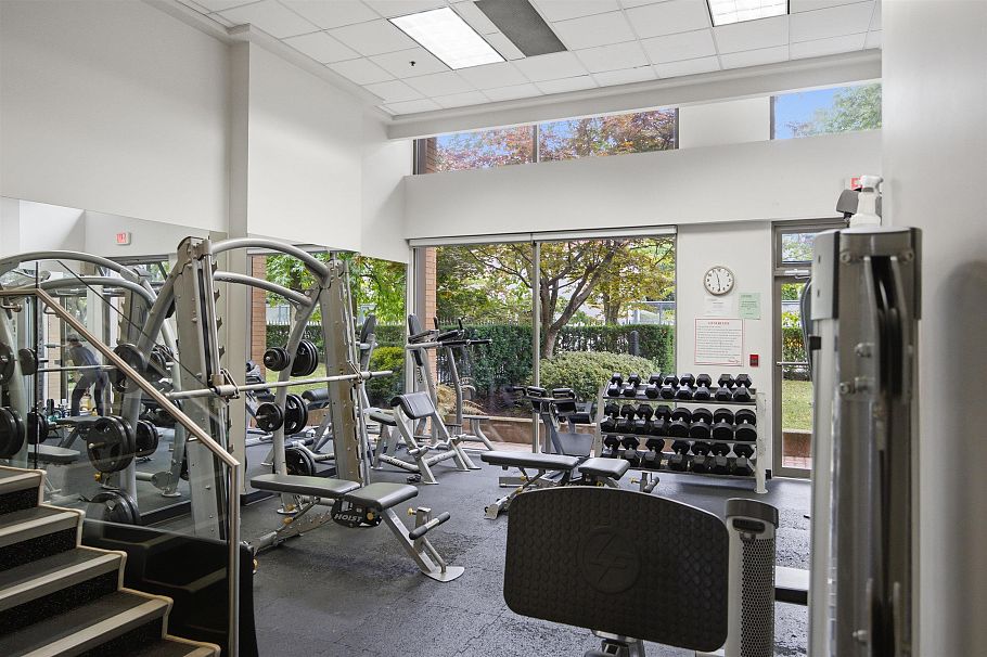 1182 Richards Street Vancouver, BC - 35