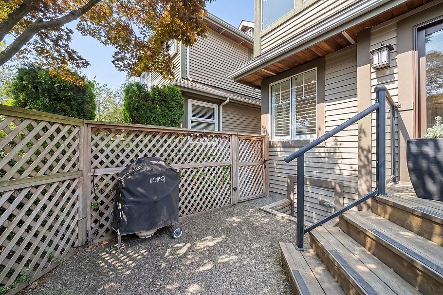 2408 SE Marine Drive Vancouver, BC - 13