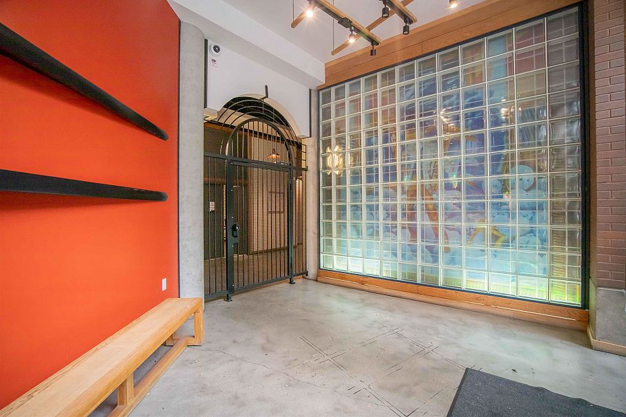 708 22 E Cordova Street Vancouver, BC - 2