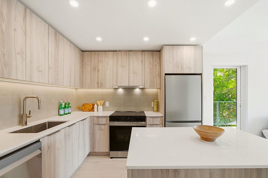 513 3596 Malsum Drive North Vancouver, BC - 5