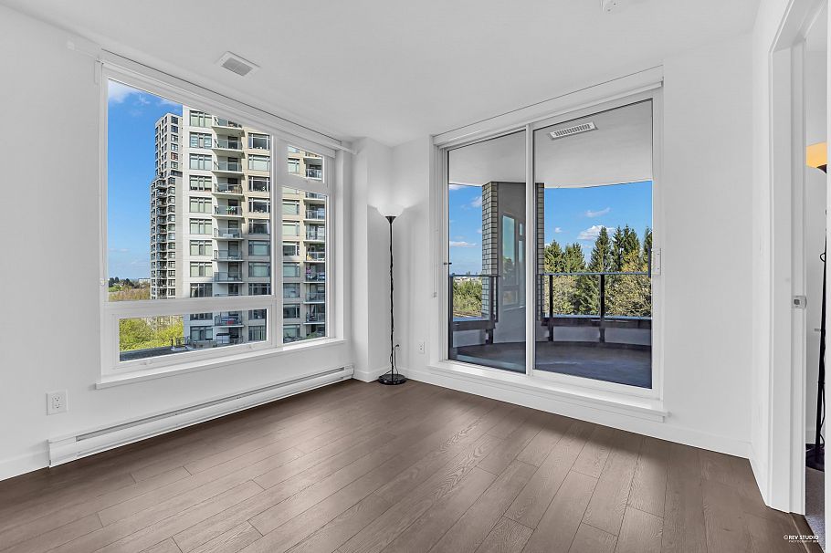 805 5470 Ormidale Street Vancouver, BC - 9