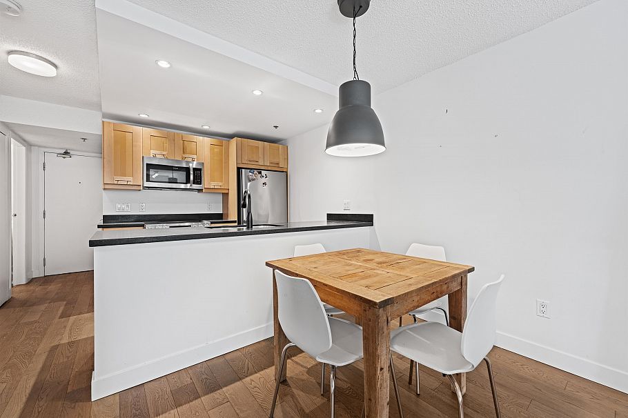 304 1925 W 2nd Avenue Vancouver, BC - 7