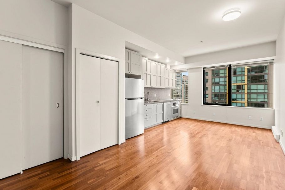 1113 1333 Georgia Street Vancouver, BC - 6