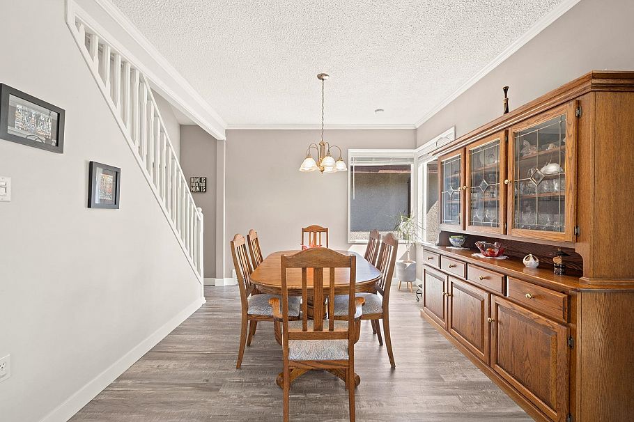 5743 St. Margarets Street Vancouver, BC - 5