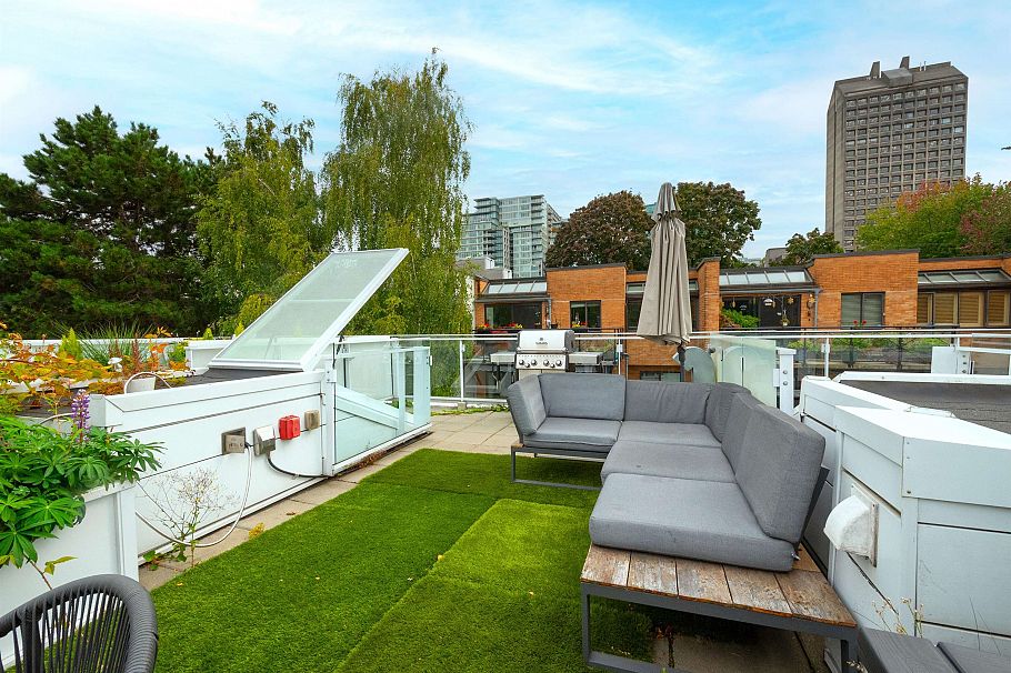 2220 Willow Street Vancouver, BC - 20