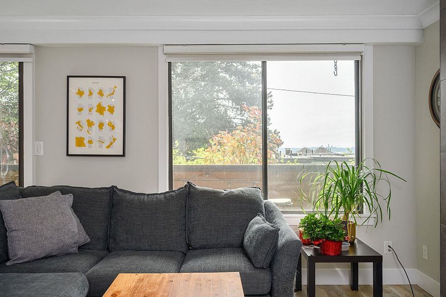 3201 Lonsdale Avenue North Vancouver, BC - 8