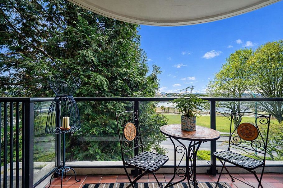 304 1233 Beach Avenue Vancouver, BC - 3