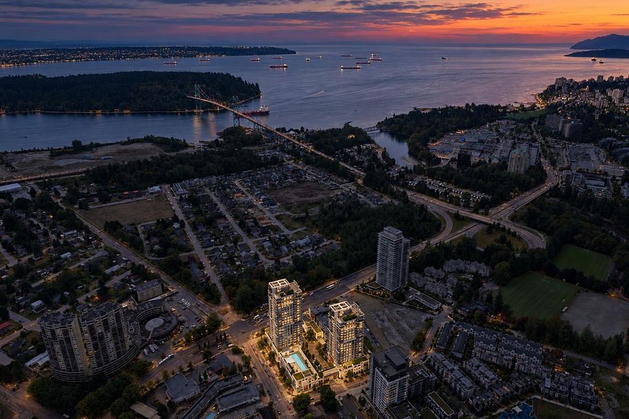 1405 1632 Lions Gate Lane North Vancouver, BC - 2