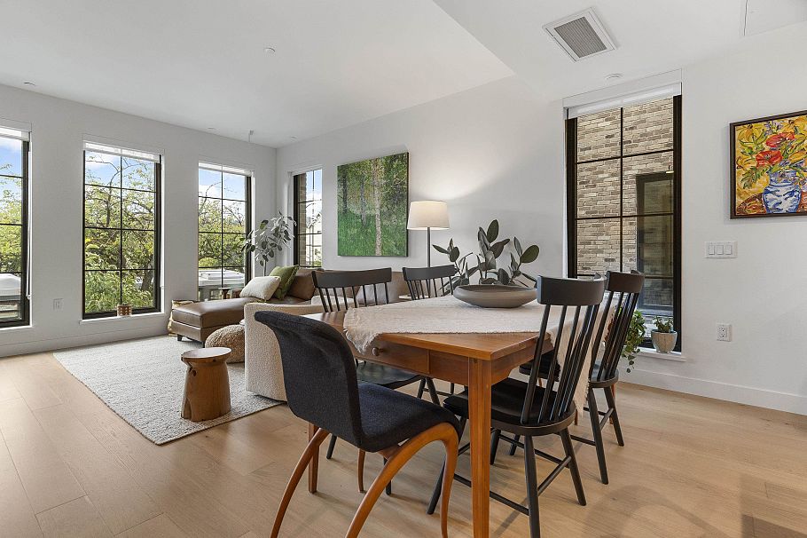 102 157 W King Edward Vancouver, BC - 5