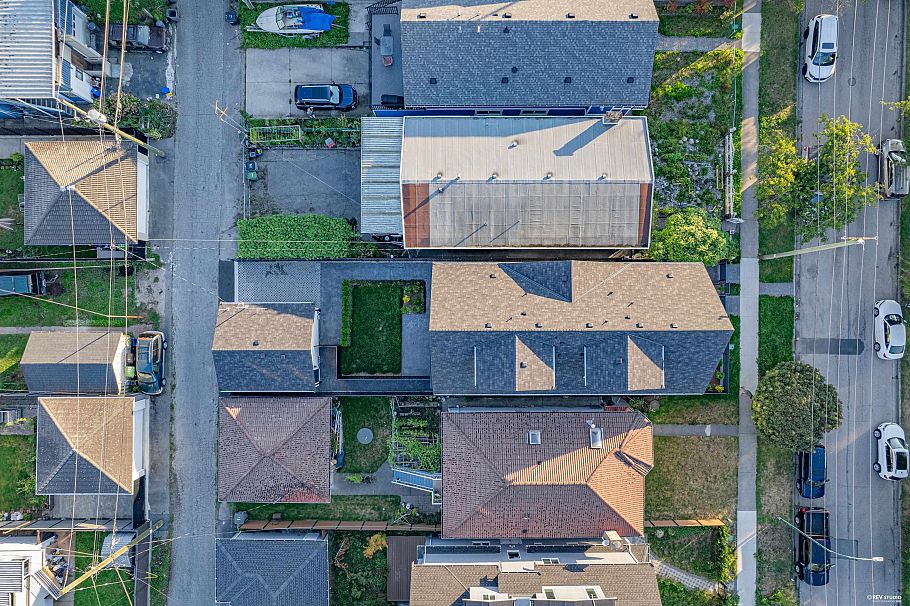 2 5150 Spencer Street Vancouver, BC - 26