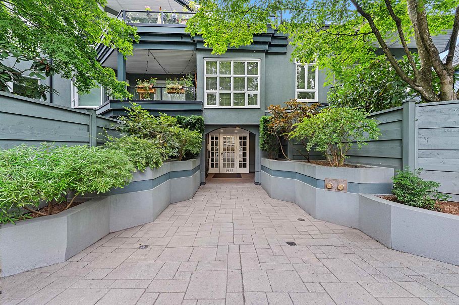 304 1925 W 2nd Avenue Vancouver, BC - 2